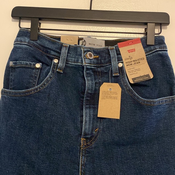 Levi’s Jeans - Picture 7 of 7